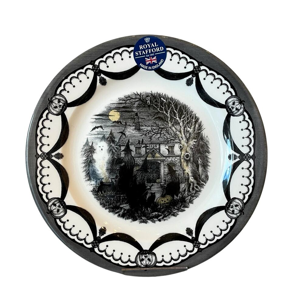 Royal Stafford Halloween Salad Plates 8.5in Porcelain Set of 4 Spooky Boo New